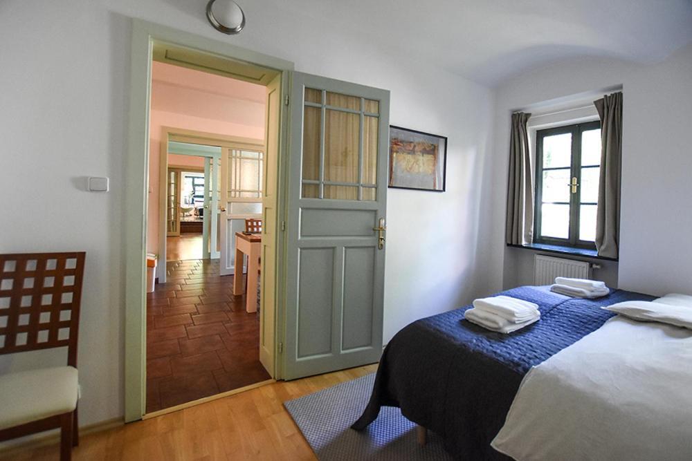 Dum V Zahrade Apartment Pisek  Bagian luar foto